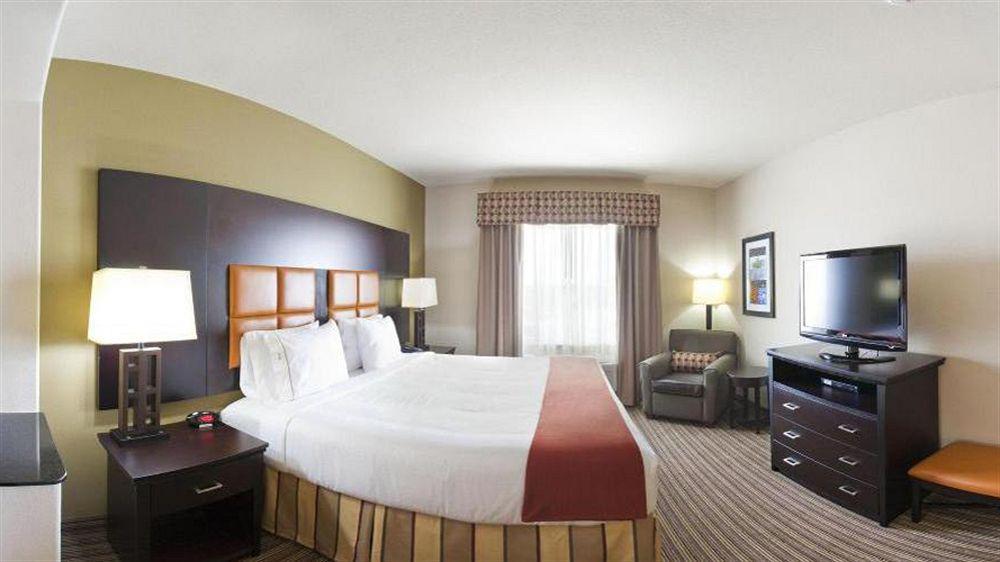 Holiday Inn Express Hotel & Suites Dallas West By Ihg Bagian luar foto