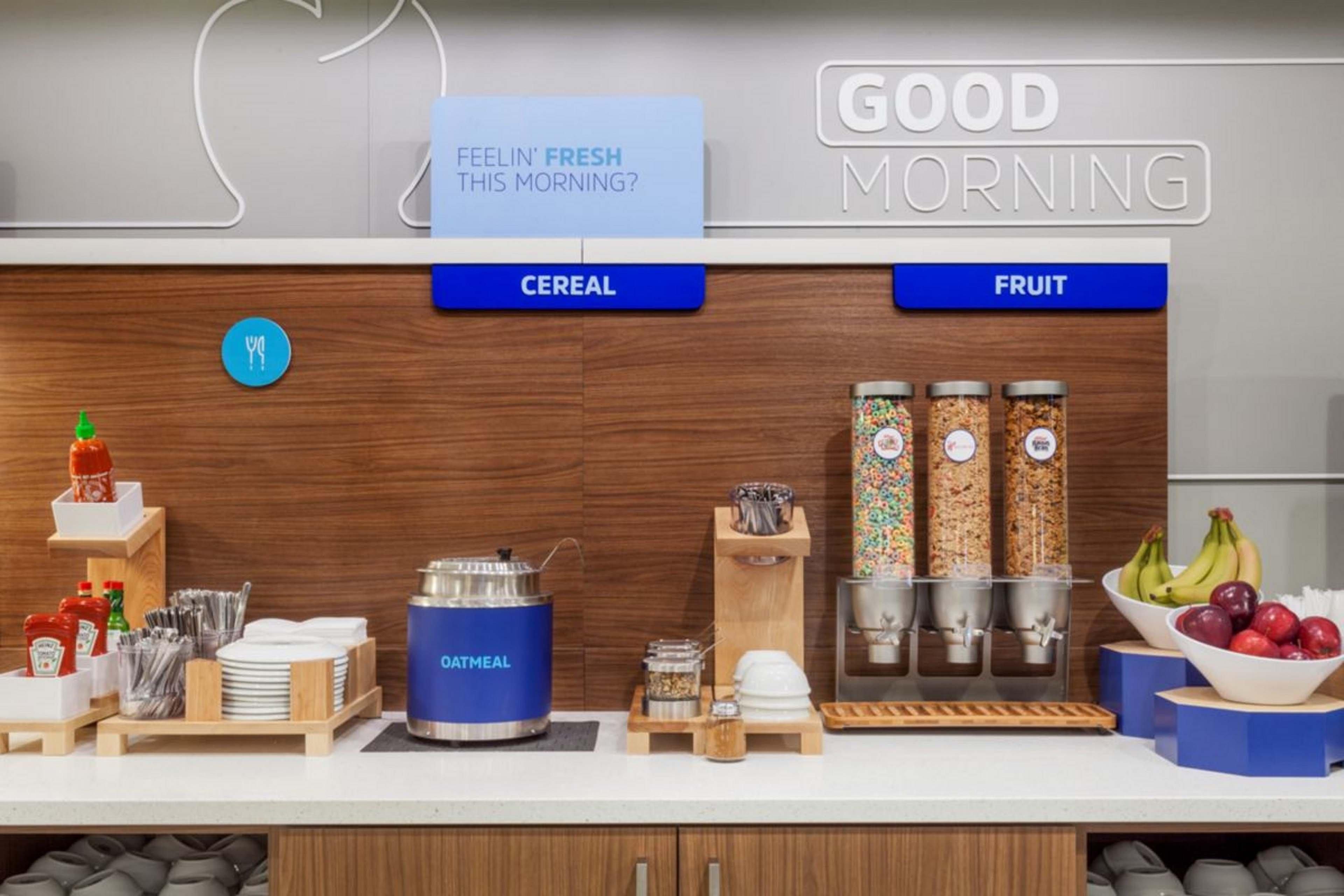 Holiday Inn Express Hotel & Suites Dallas West By Ihg Bagian luar foto