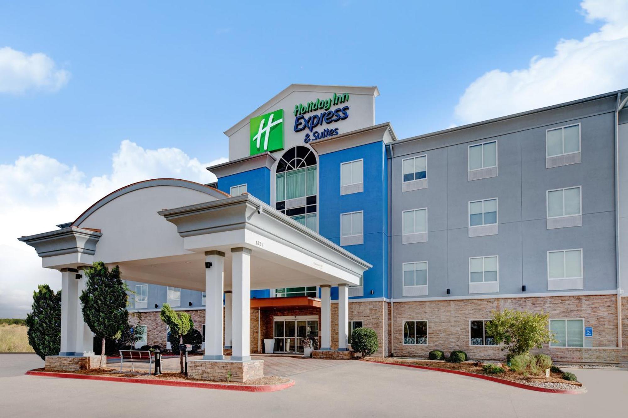 Holiday Inn Express Hotel & Suites Dallas West By Ihg Bagian luar foto
